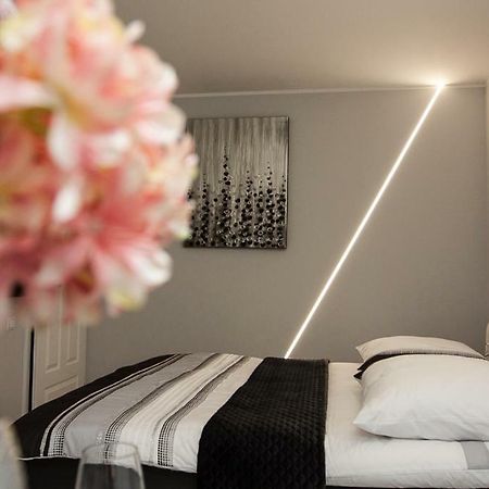 Novel Mini Apartment Warsaw Luaran gambar